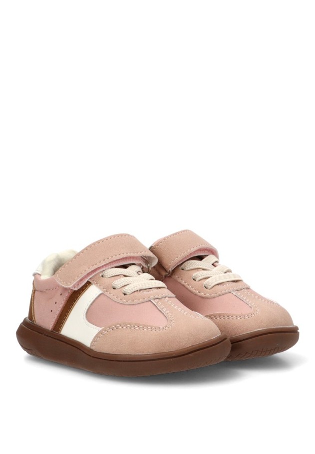 Deportivo con suela plana de niña ETIKA 52488