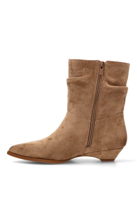 Botín de mujer YULIA 5019 en antelina taupe con tacón medio