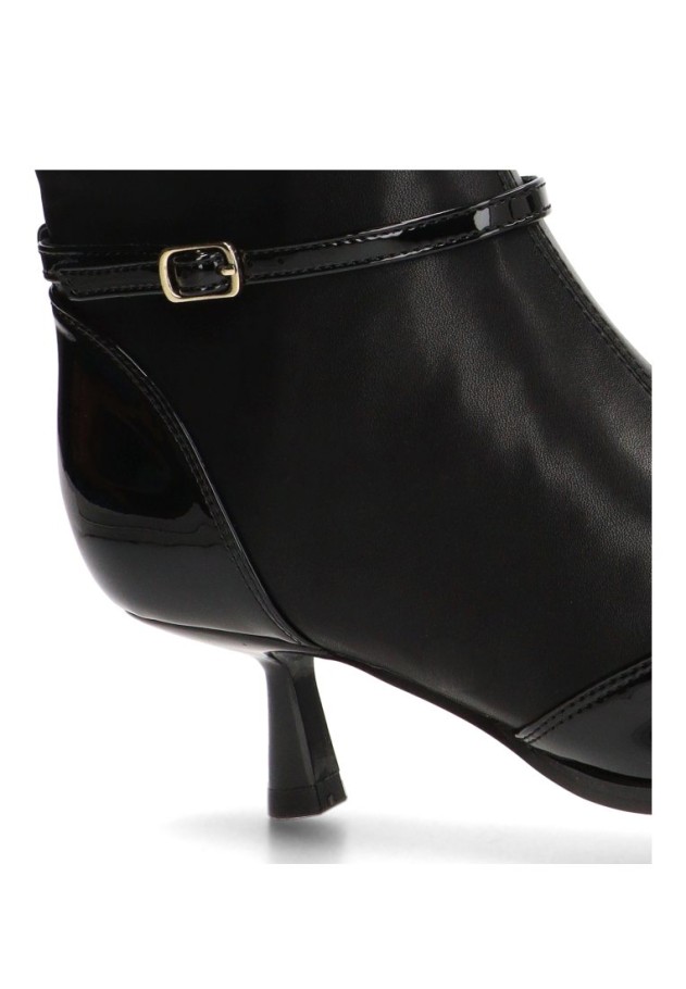 Botín negro con tacón kitten para mujer GIOSEPPO 76135