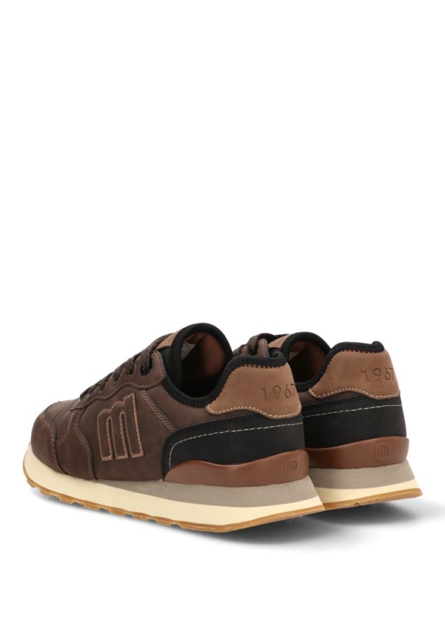 Deportivo con suela plana de hombre Mustang 84866
