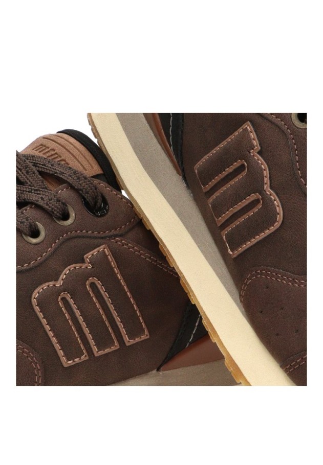 Deportivo con suela plana de hombre Mustang 84866