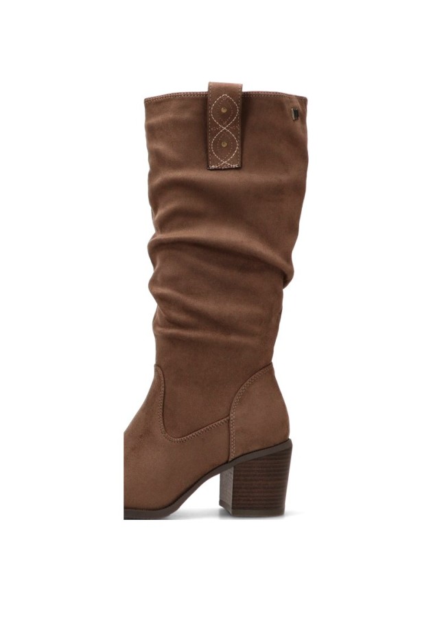 Bota alta slouchy taupe con tacón medio de mujer MUSTANG 56250