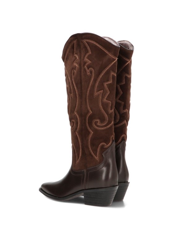 Bota campera de mujer YULIA M6751 en antelina café con tacón medio