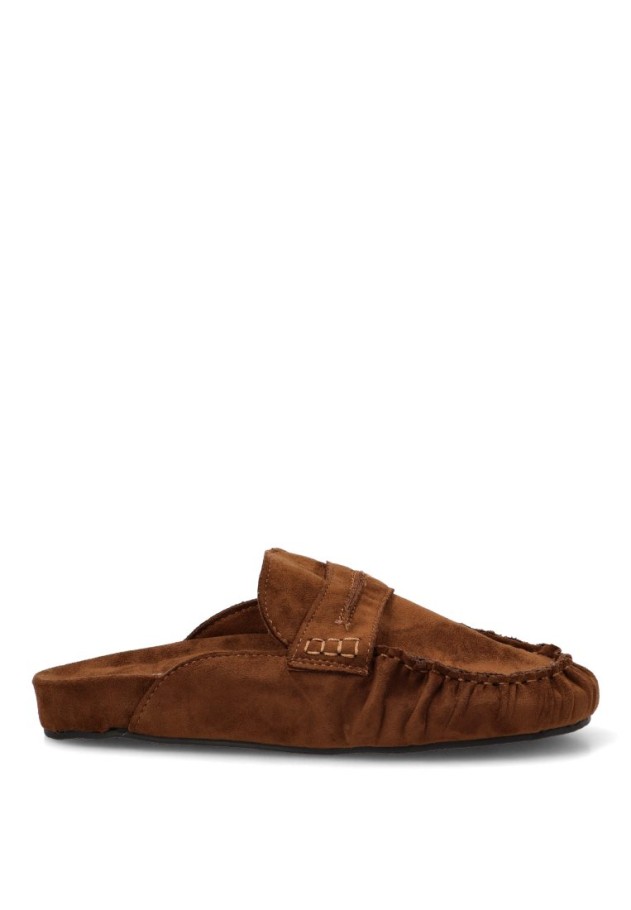 Zueco camel de mujer CEREZA P152