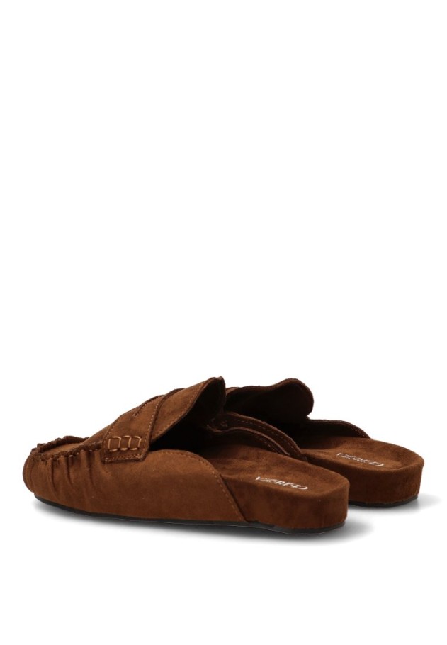 Zueco camel de mujer CEREZA P152
