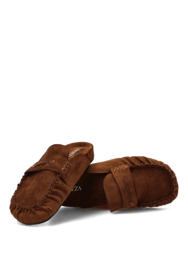 Zueco camel de mujer CEREZA P152