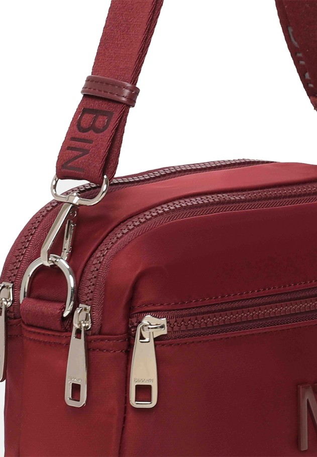 Bolso bandolera pequeño burdeos para mujer BINNARI 21343
