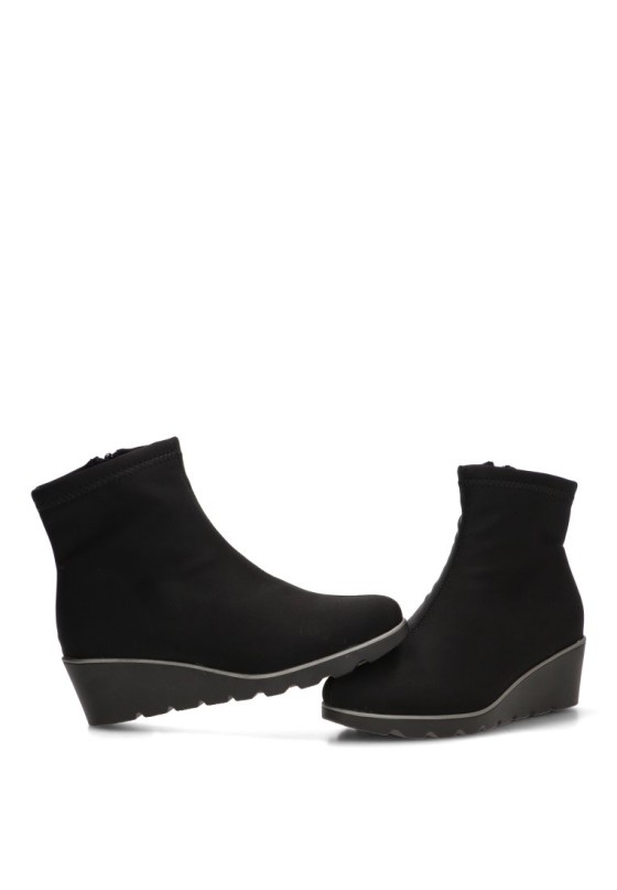 Botín textil negro con cuña media para mujer FLEX PIES 3073