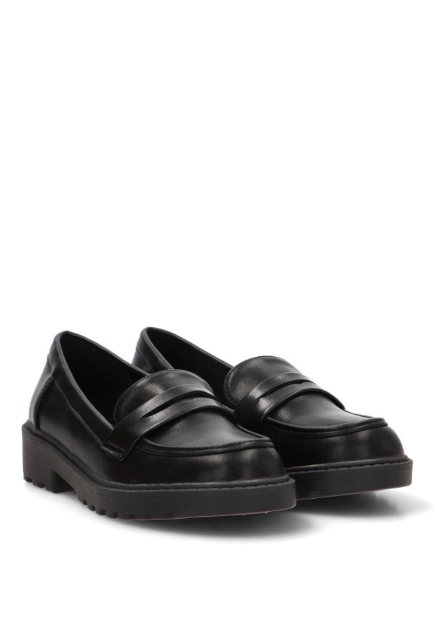 Mocasín negro de niña PISTACHO 2014