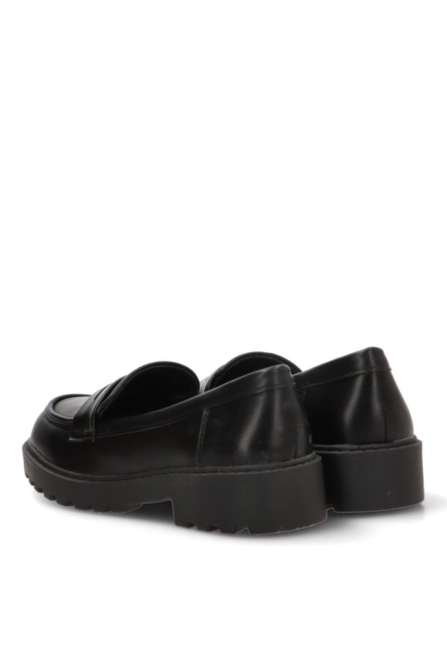 Mocasín negro de niña PISTACHO 2014