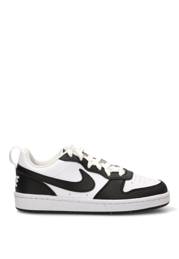 Deportivo casual negro con suela plana para niño NIKE DV5456