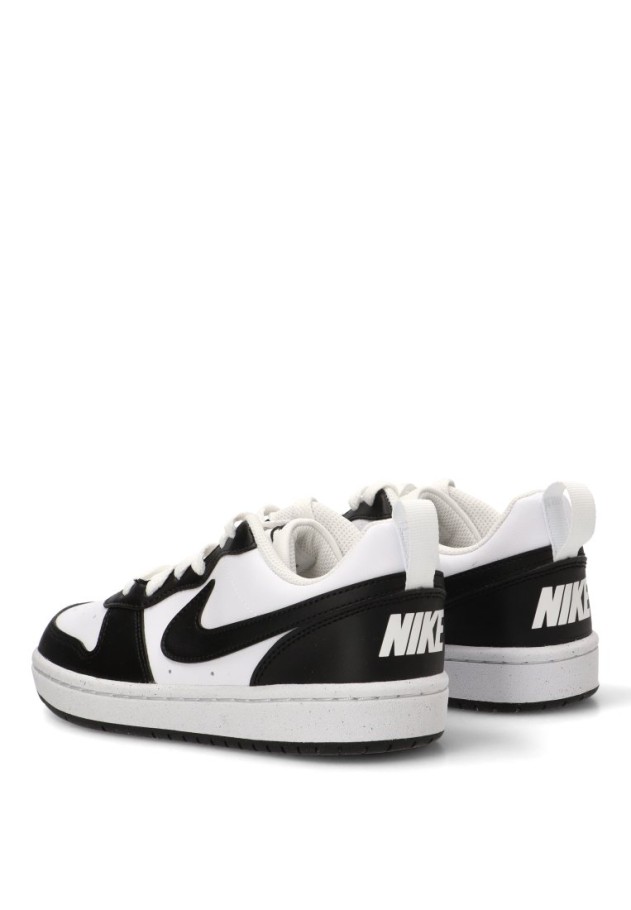 Deportivo casual negro con suela plana para niño NIKE DV5456