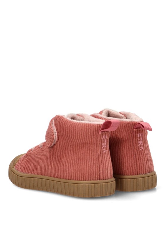 Deportivo rosa antelina con suela plana para niña ETIKA 52494