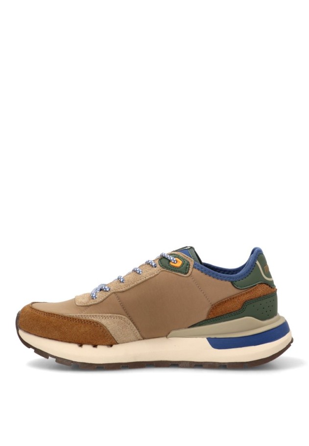 Deportivo con suela plana de hombre MUSTANG 84889