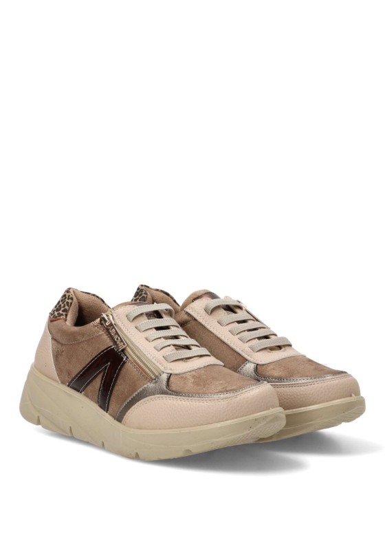 Deportivo taupe con lateral brillante y cuña media de mujer ARMONY 50044