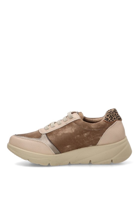 Deportivo taupe con lateral brillante y cuña media de mujer ARMONY 50044