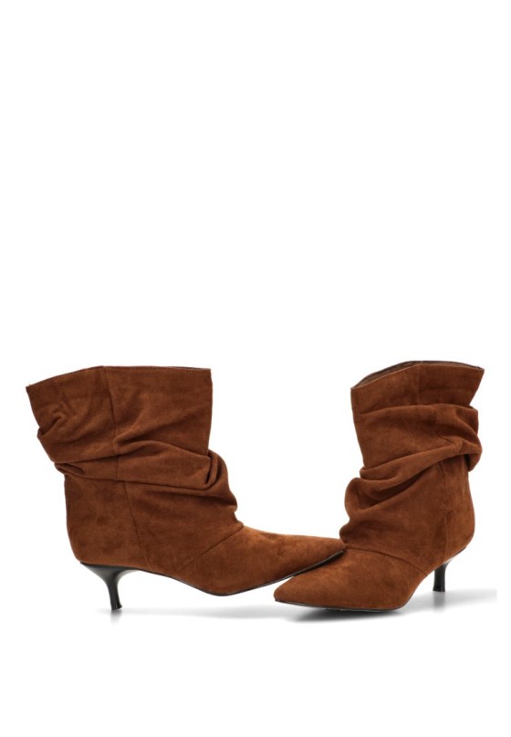 Botín de antelina camel con tacón medio para mujer CEREZA P138