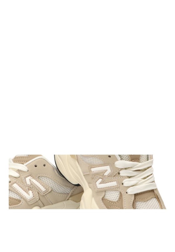 Deportivo beige de niña Luna Collection T1206