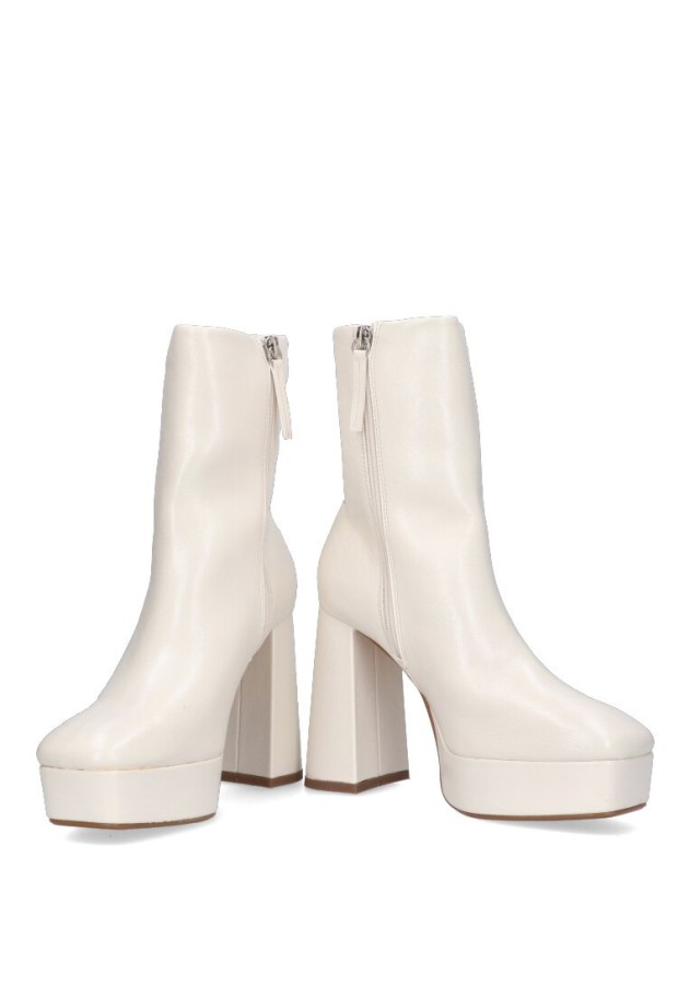 Botin de mujer LUNA TREND m2815 beige sintetico tacón alto